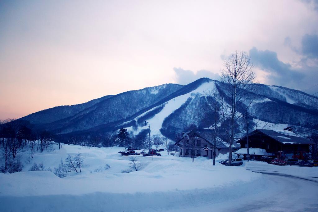Hotel Snowball Chalet At Madarao Mountain Iiyama Esterno foto